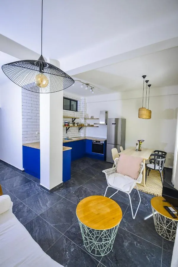 Gorgeous Apartment In The City Center Salonic