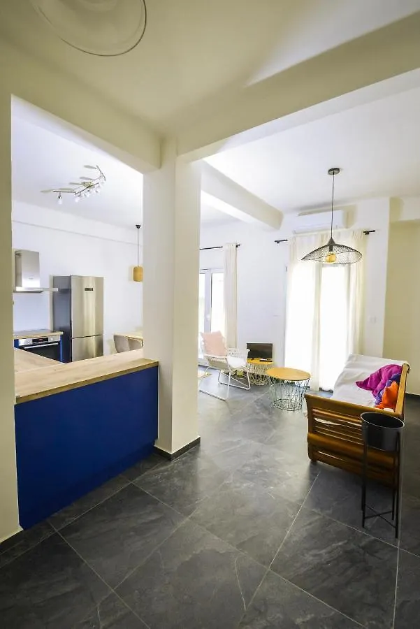 Gorgeous Apartment In The City Center Salonic